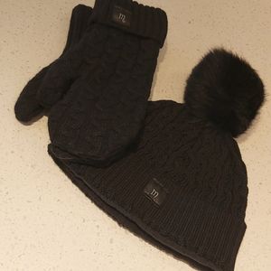 HANDMADE -  HAT AND MITTENS / LINED INTERIOR WITH FLEECY FOR WARMTH